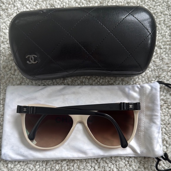 CHANEL Classic Cat Eye Cream and Black Sunglasses with Protective Accessories - Picture 4 of 8